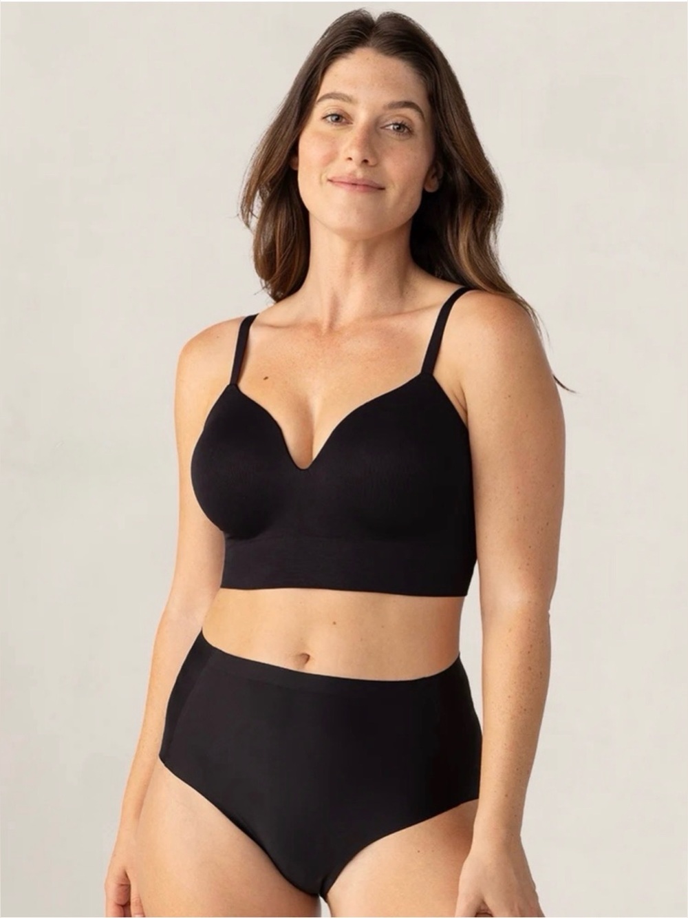 Truekind Black Supportive Comfort Wireless Shaping Bra Molded Cups Small S NWT